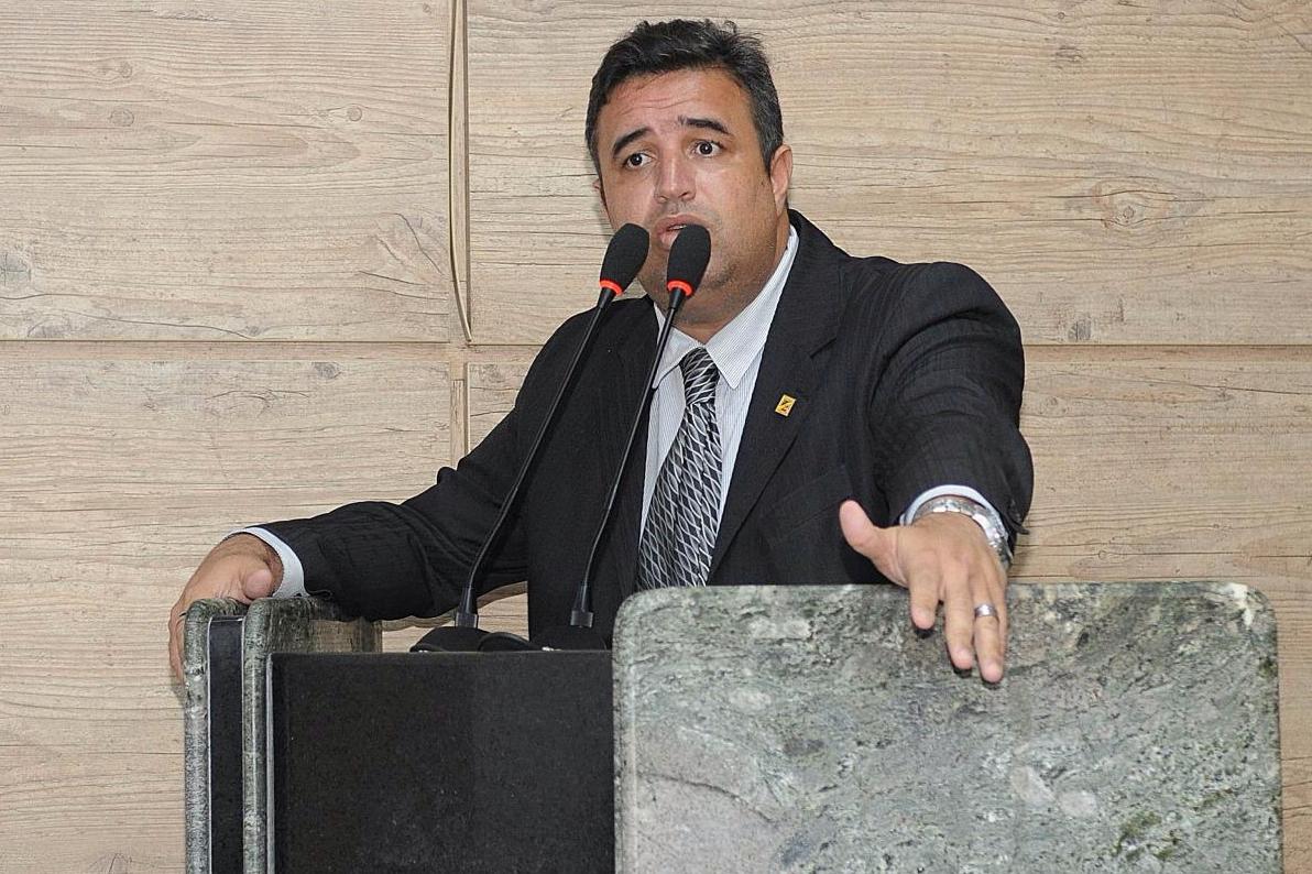 Líder do Governo Raquel Lyra critica a falta de emendas parlamentares para Caruaru