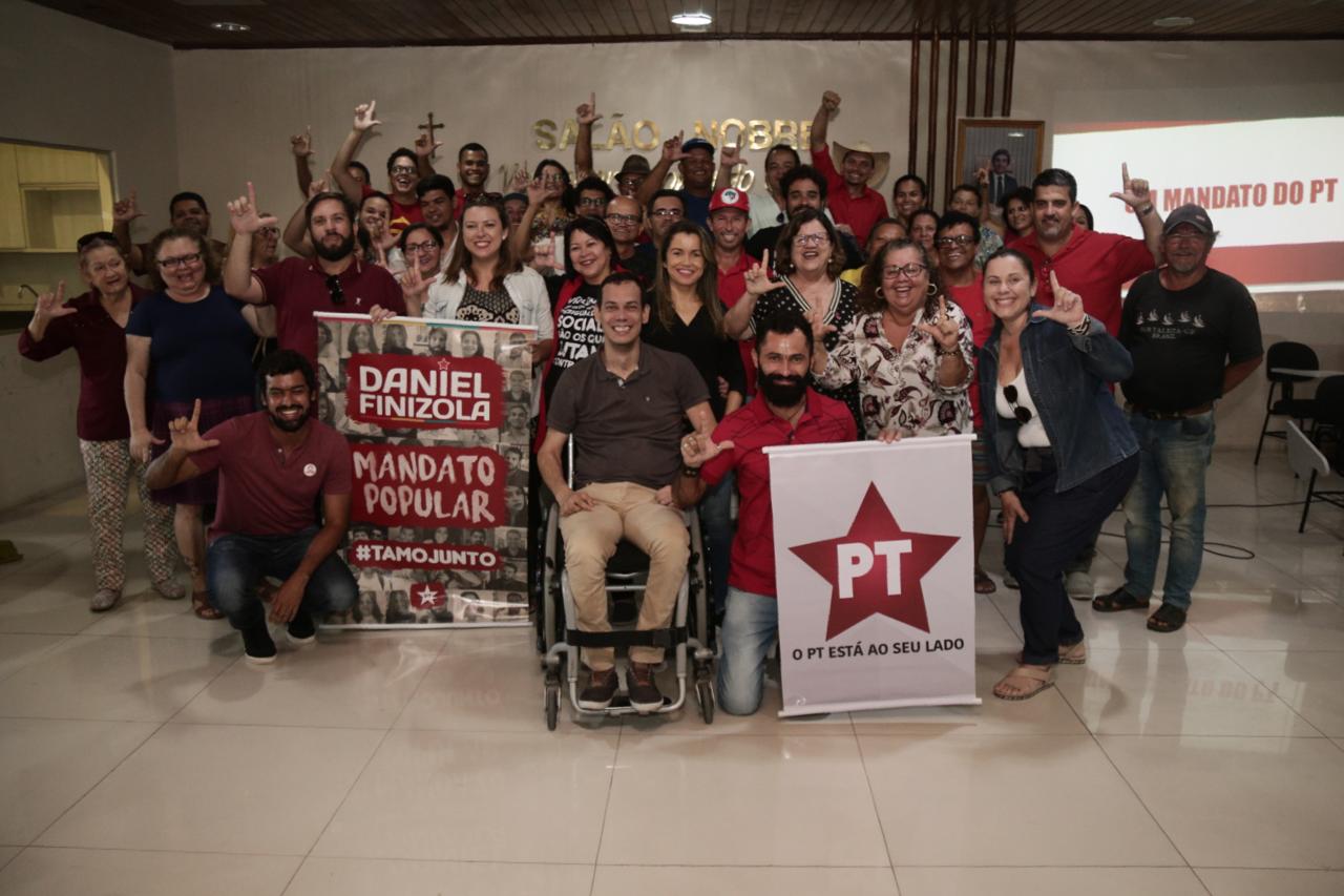 Petista reúne militantes do partido para prestar contas do seu mandato