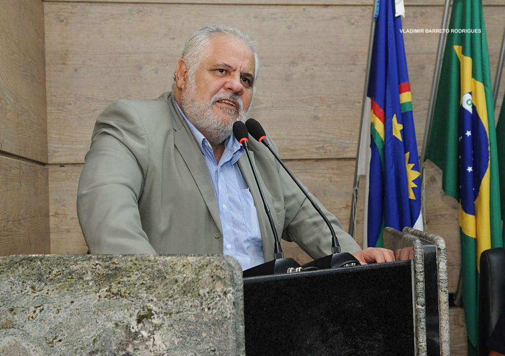 “Zé Queiroz foi desrespeitoso com Raquel Lyra”, afirma Rubens Júnior