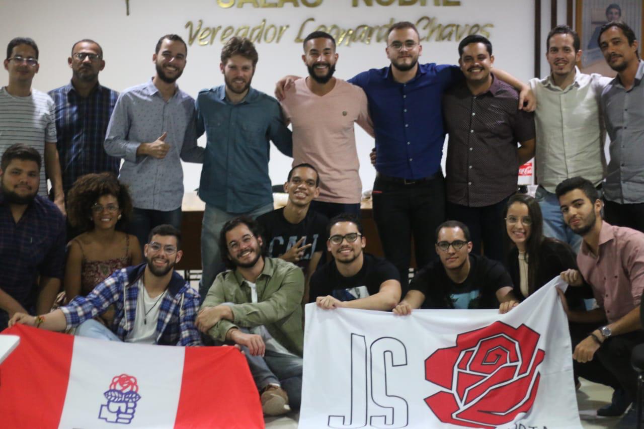 Túlio Gadêlha se reúne com a juventude do PDT de Caruaru