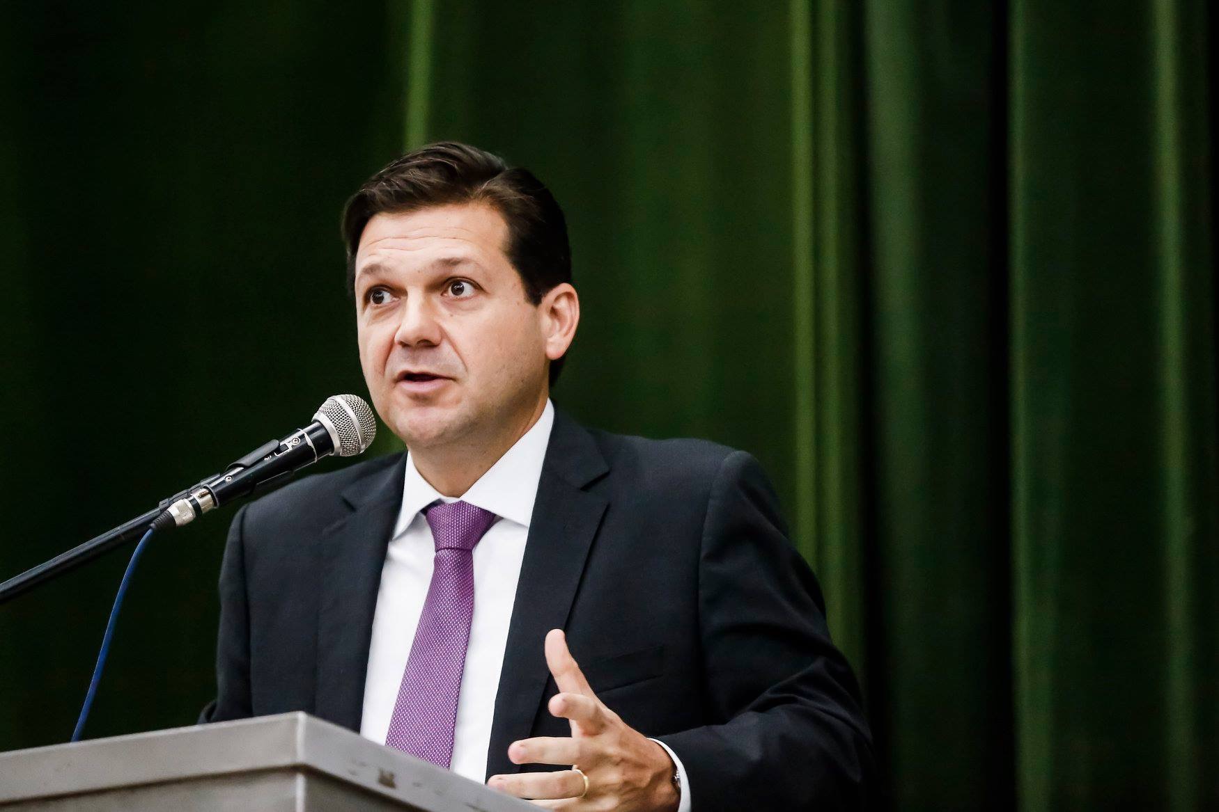 Geraldo Julio toma posse na presidência do ICLEI nesta quinta