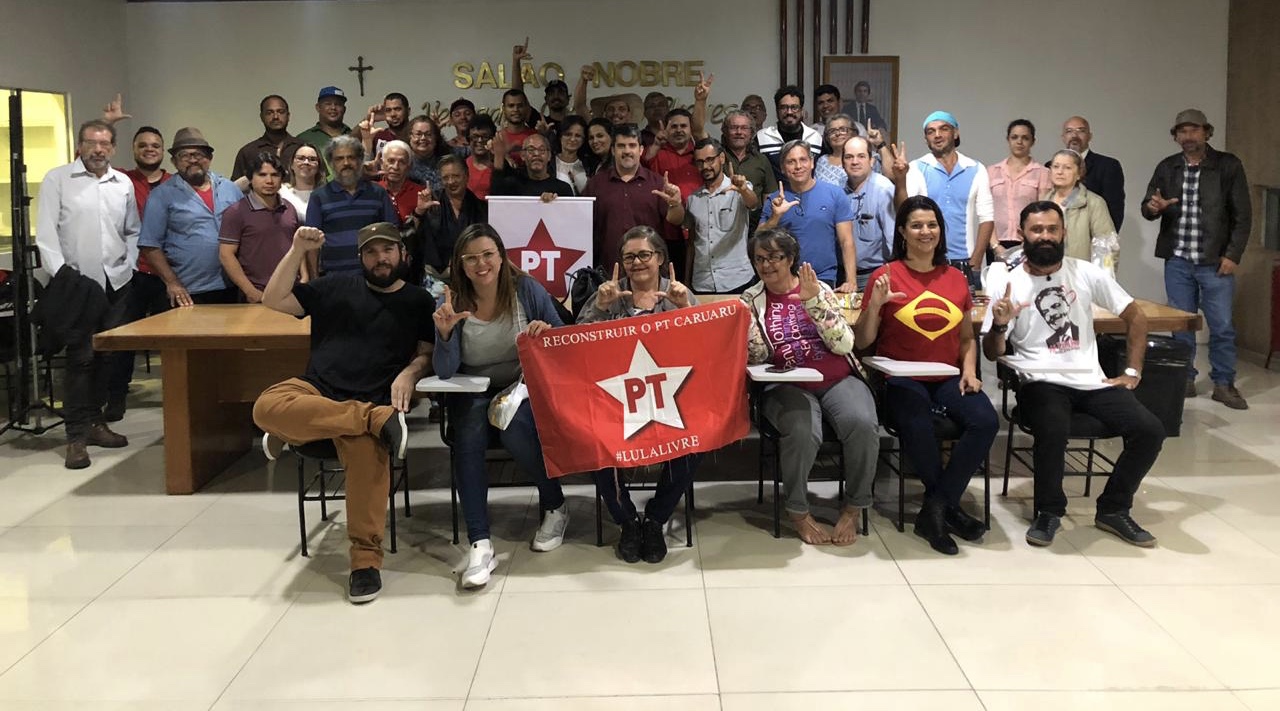 Encontro reúne petistas que pregam renovação para discutir eleição interna do partido em Caruaru