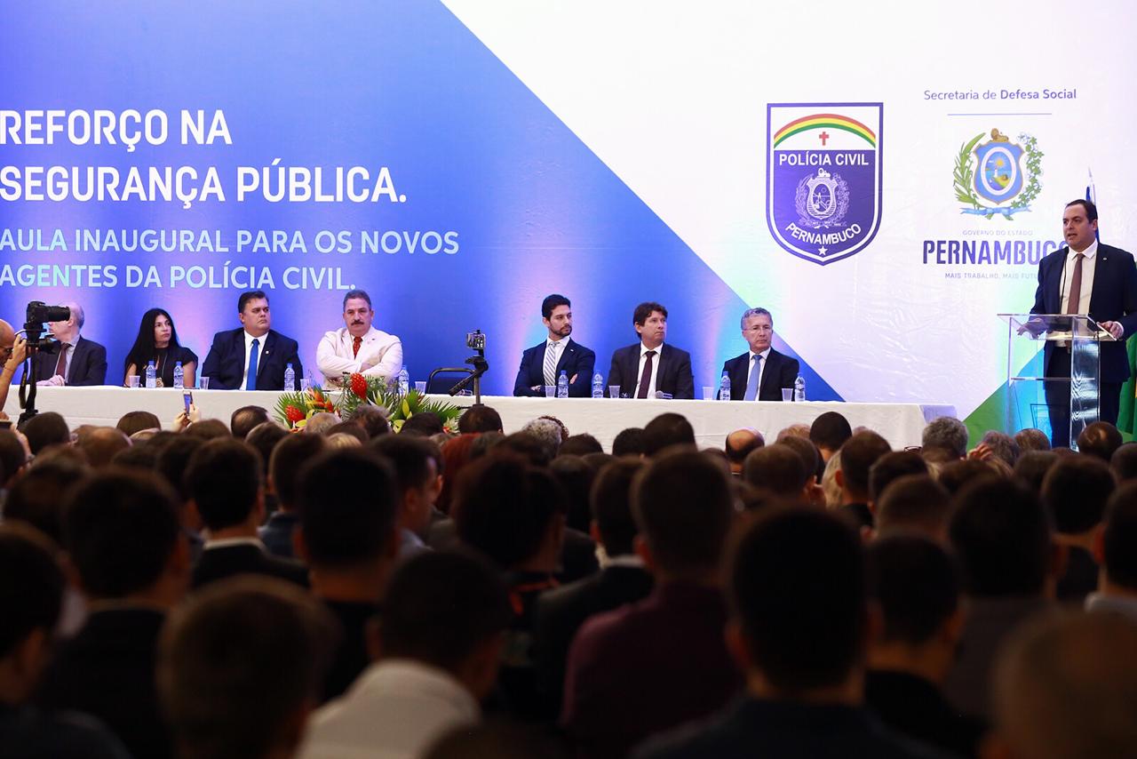 Novos agentes da Polícia Civil participam de aula inaugural