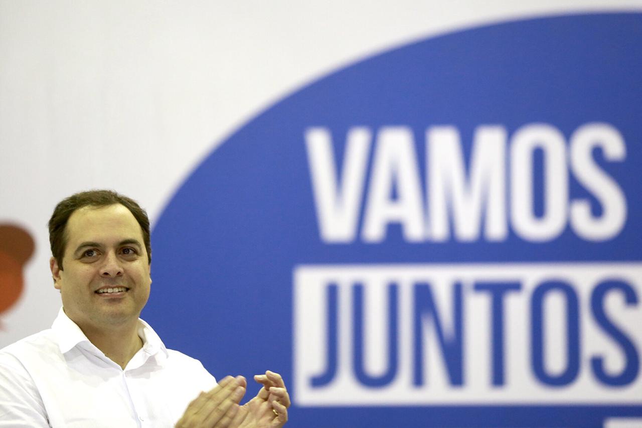Paulo Câmara cumpre agenda em Caruaru