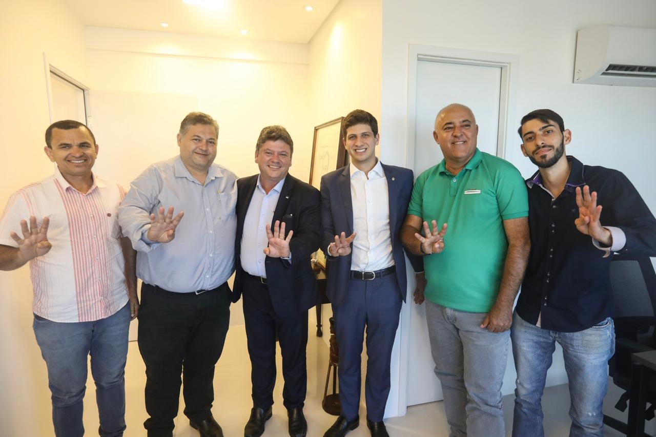 Empresário de Brejo da Madre de Deus ingressa no PSB