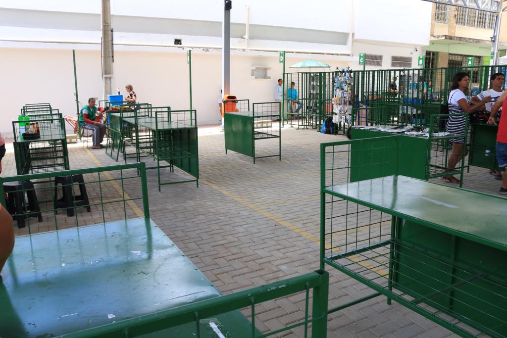 Ambulantes terão até terça (19) para ocupar espaços vazios no Comércio na Praça