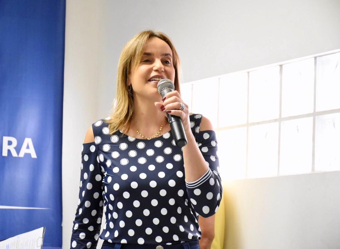 Lei de Alessandra Vieira visa ampliar ações em defesa da mulher