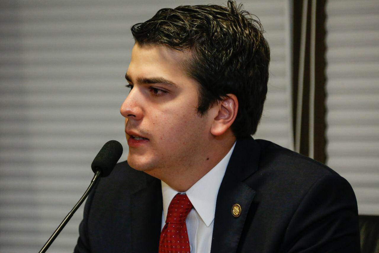 Antonio Coelho defende retorno das atividades da construção civil