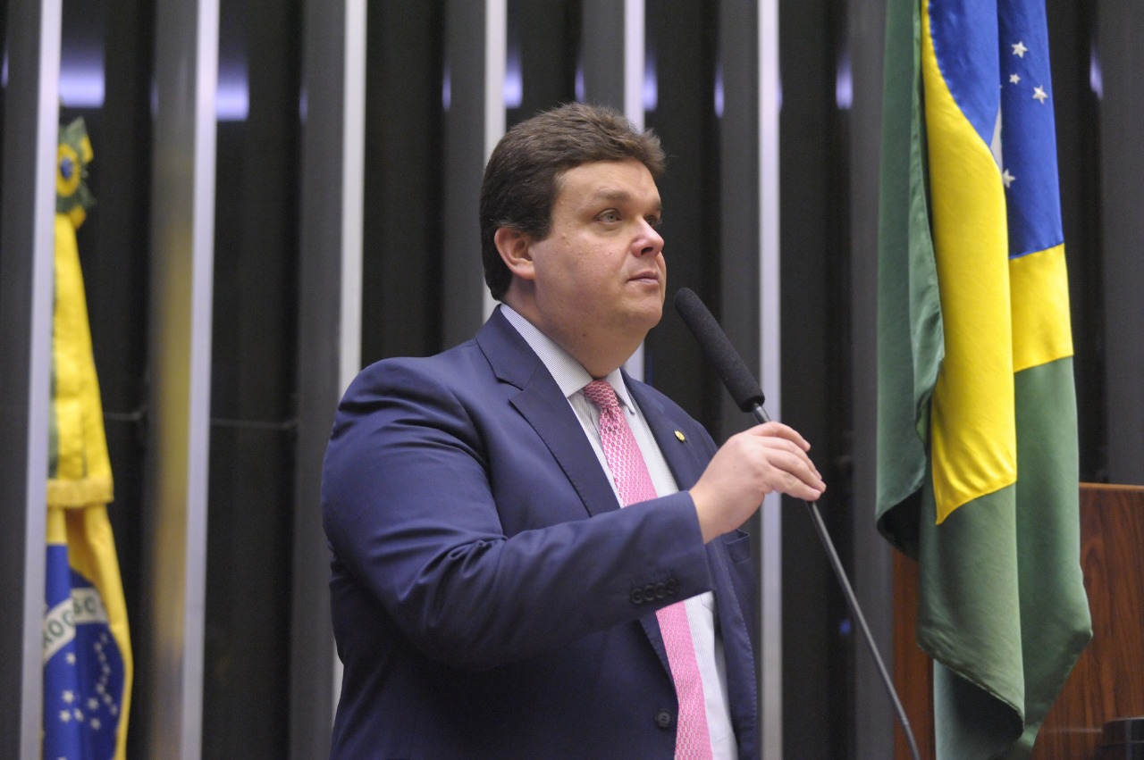 Wolney Queiroz parabeniza o Blog Cenário pelo seu primeiro ano