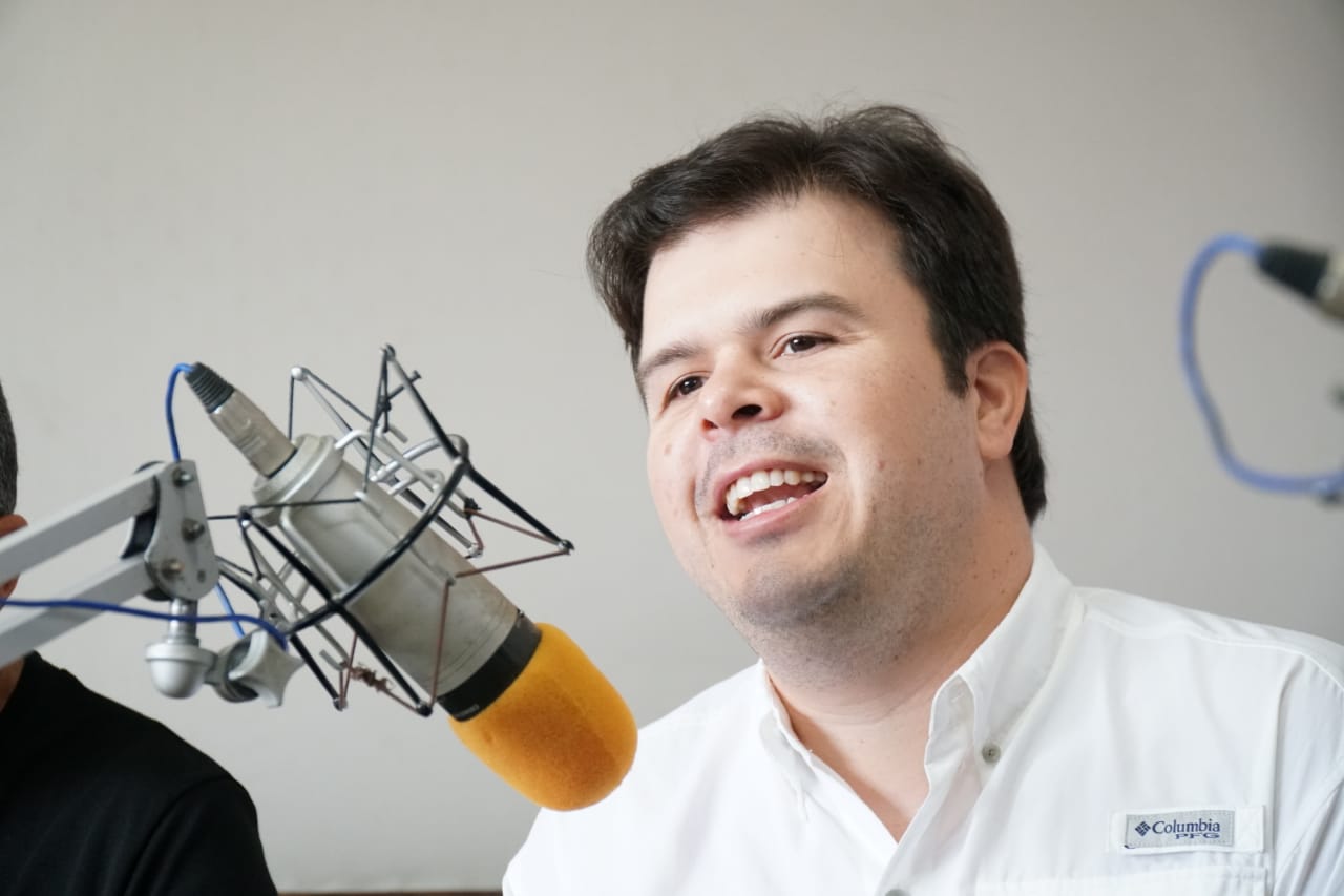 Fernando Filho defende isolamento para evitar sobrecarga na saúde