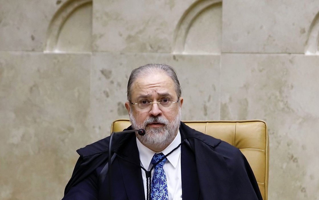 PGR pede que STF apure se atos violaram Lei da Segurança Nacional