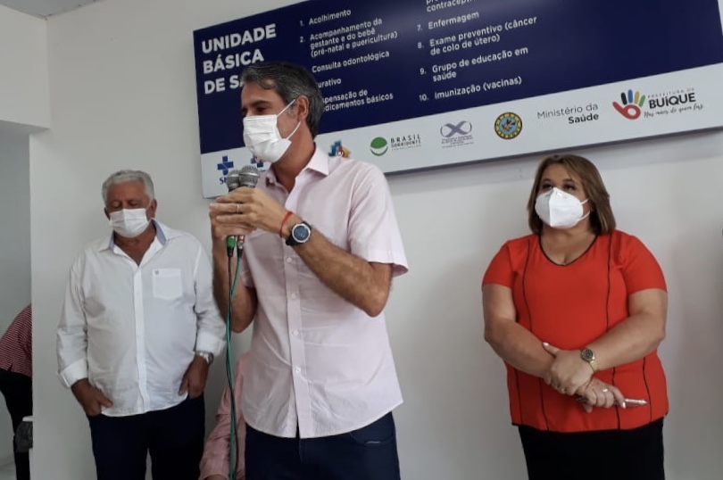 Fernando Monteiro participa da entrega de UBS em Buíque