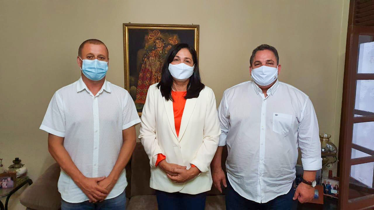 Em Goiana, Eriberto Medeiros declara apoio a Olga Sena