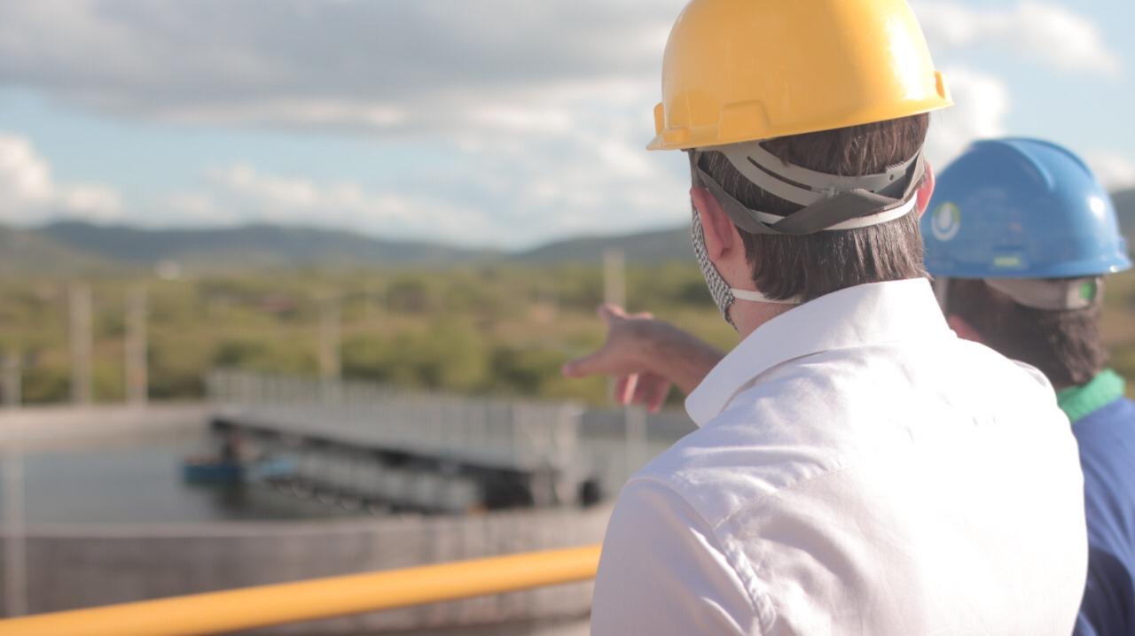 Helinho Aragão destaca importância do Sistema de Esgotamento Sanitário para Santa Cruz