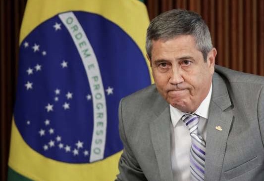 Ministro da Casa Civil testa positivo para Covid-19