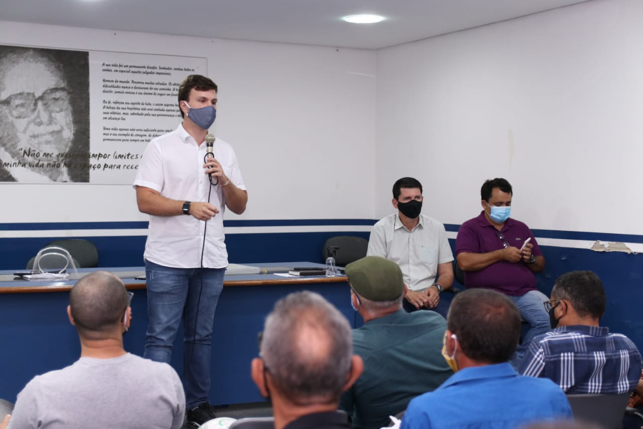 Miguel Coelho inicia ciclo de reuniões com partidos aliados