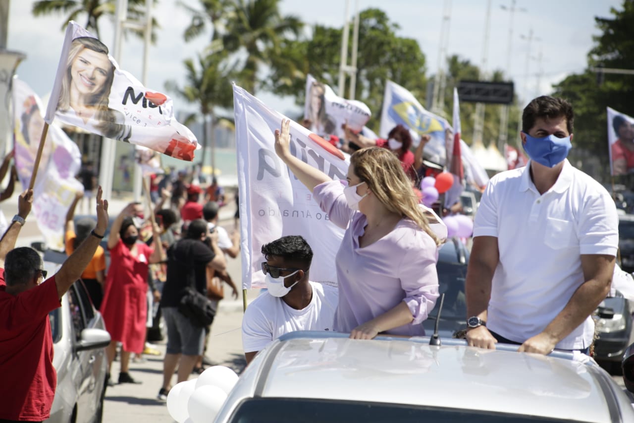 Marília inicia campanha com bicicleata, carreata e barqueata