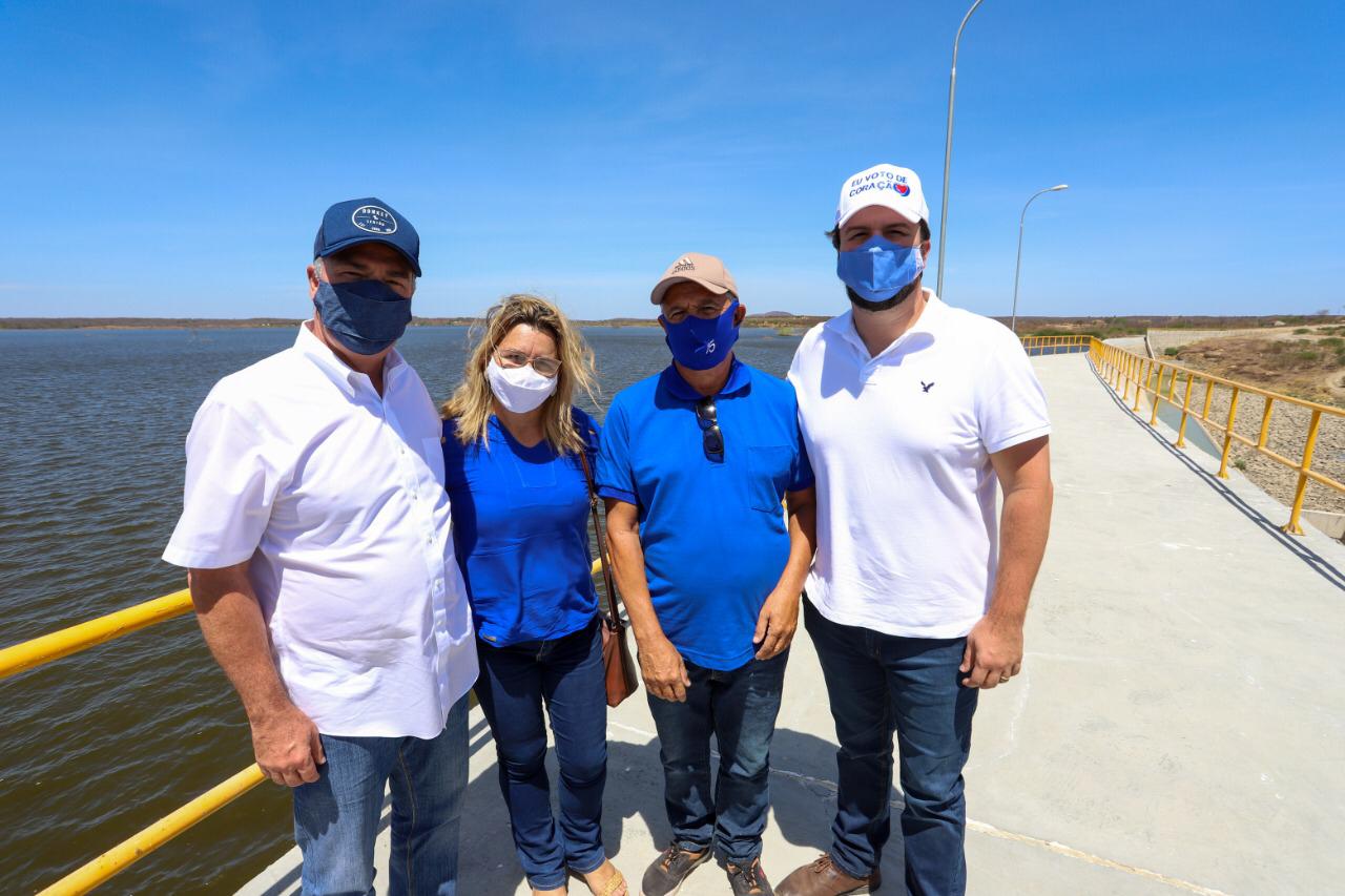 Fernando Bezerra visita Barragem da Ingazeira, no Sertão do Pajeú