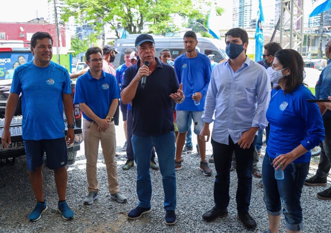 Fernando Bezerra reforça campanha de Mendonça Filho no Recife