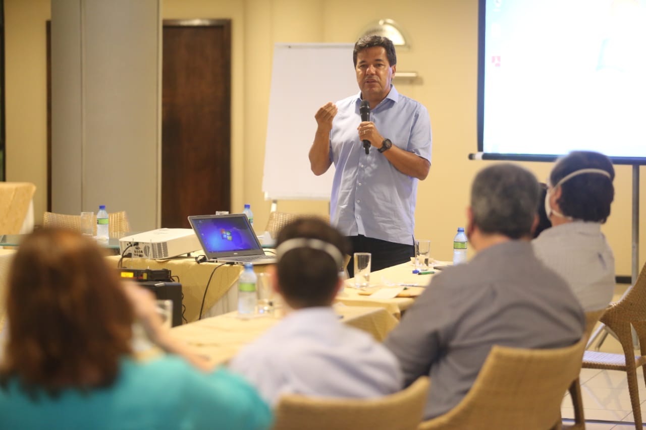 Mendonça Filho debate o fortalecimento do turismo no Recife