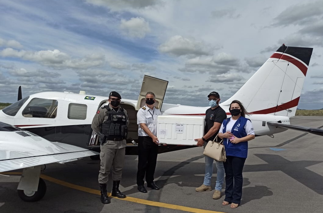 Aeroporto de Serra Talhada recebeu lote de vacinas contra Covid-19