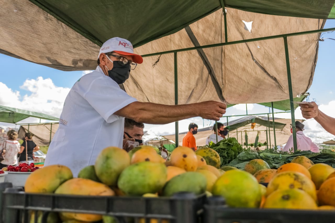 Feira da Agricultura Familiar de Caruaru fortalece produção local