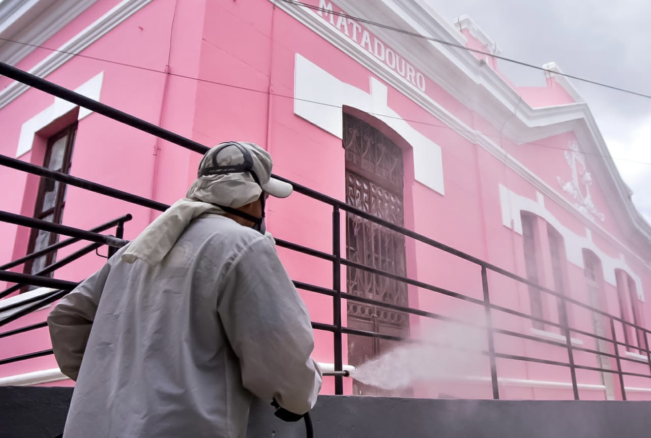 Prefeitura de Caruaru realiza desinfecção no Parque 18 de Maio