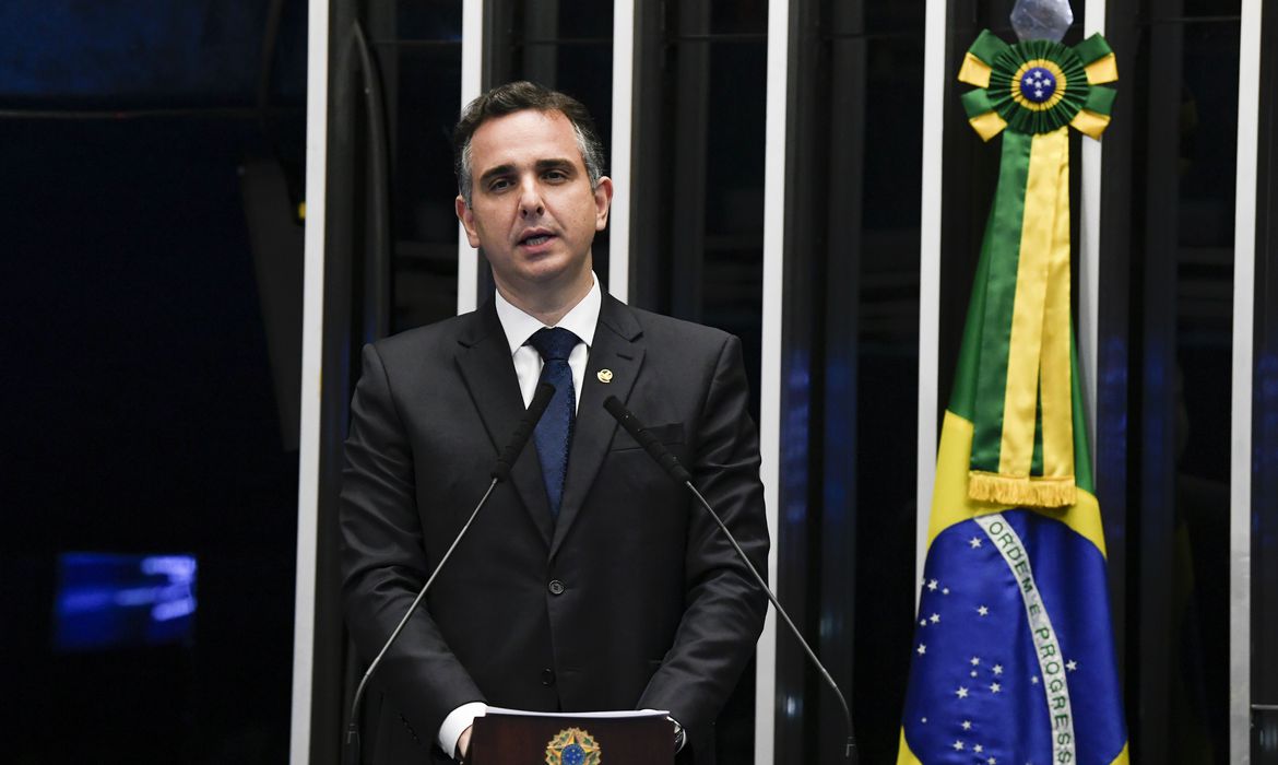 Rodrigo Pacheco é eleito presidente do Senado