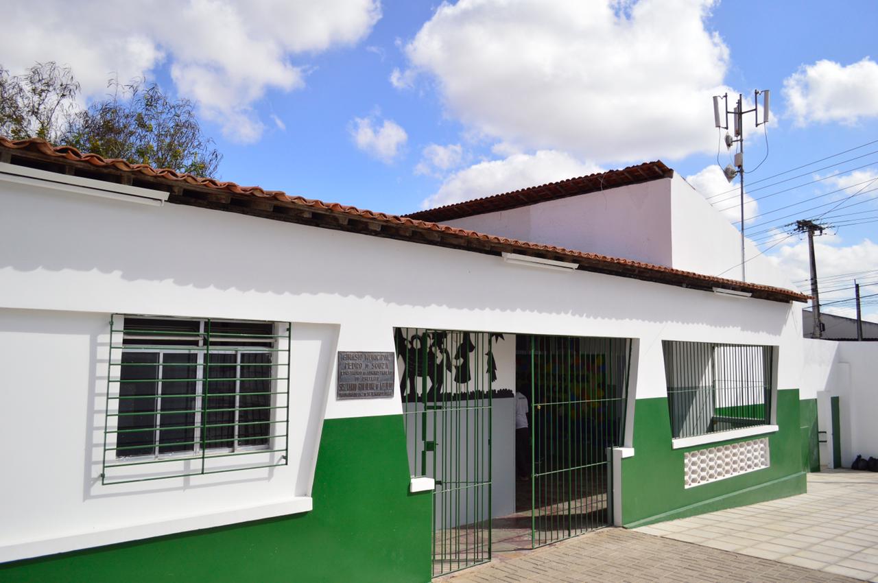 Caruaru abre seleção para Secretaria de Educação e Esportes