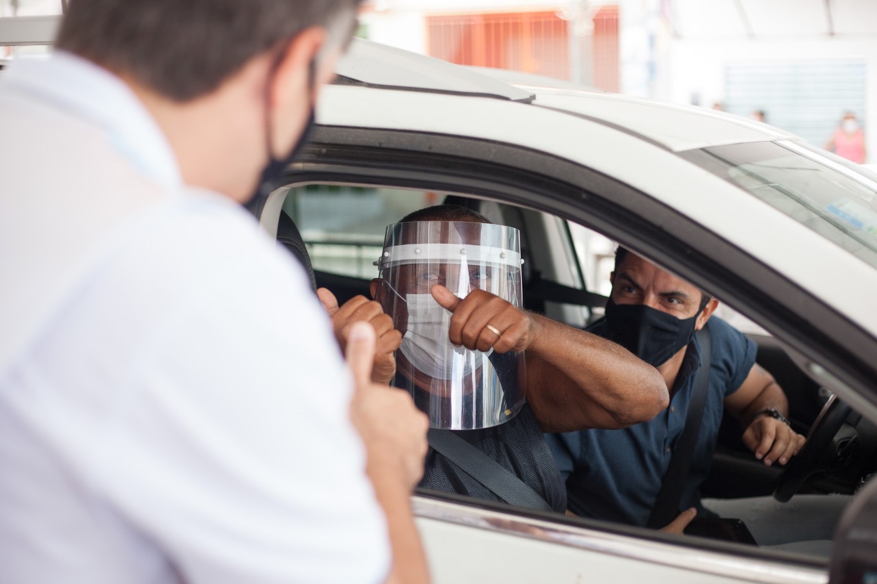 Santa Cruz do Capibaribe vacina 1.092 idosos em um só dia