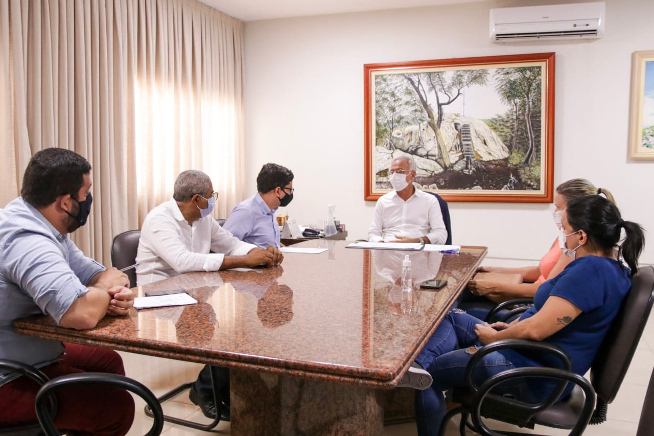 Prefeito de Vitória pede ao Estado aumento de leitos de UTI