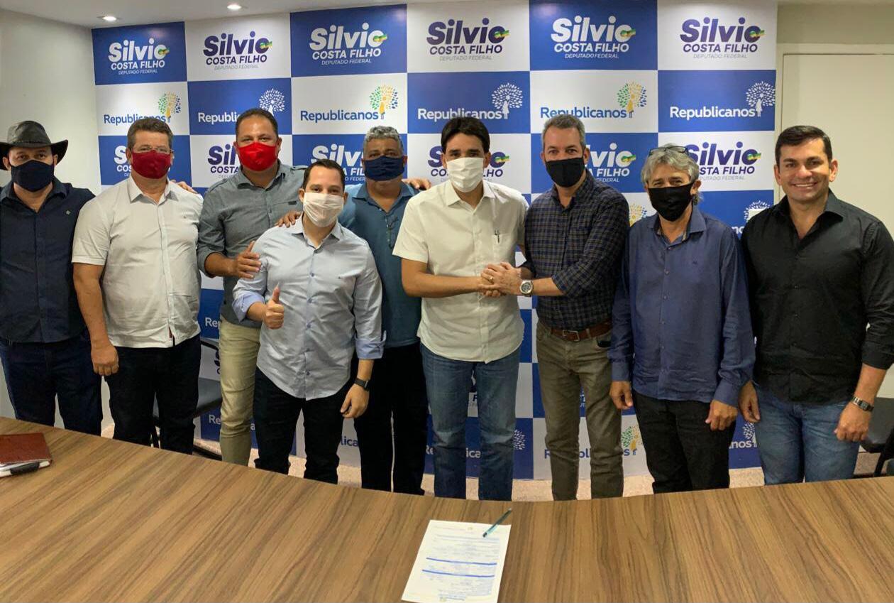 Republicanos filia ex-candidato a prefeito de Belo Jardim