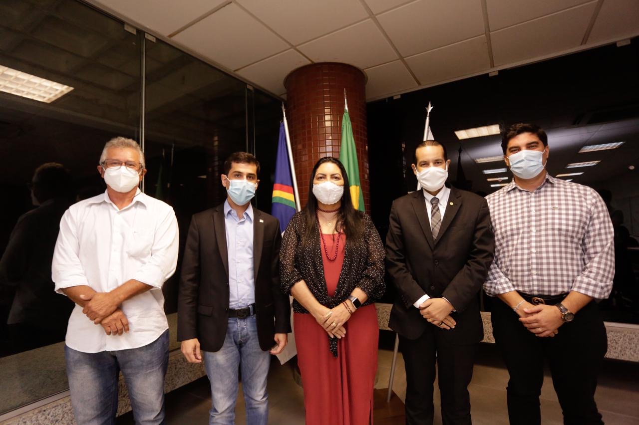 Claudiano se reúne com Diogo Moraes e prefeita de Jataúba