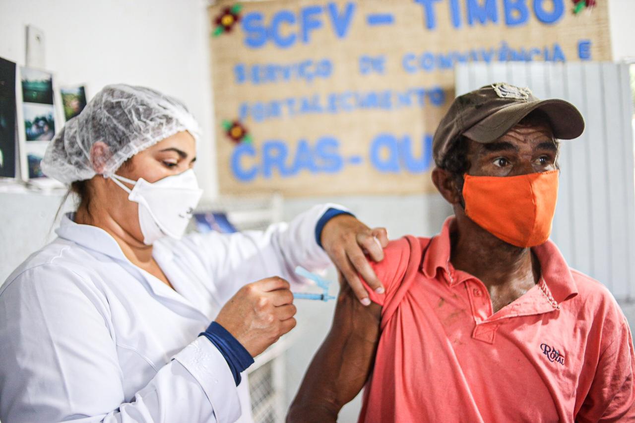 Garanhuns vacina comunidade quilombola do Timbó
