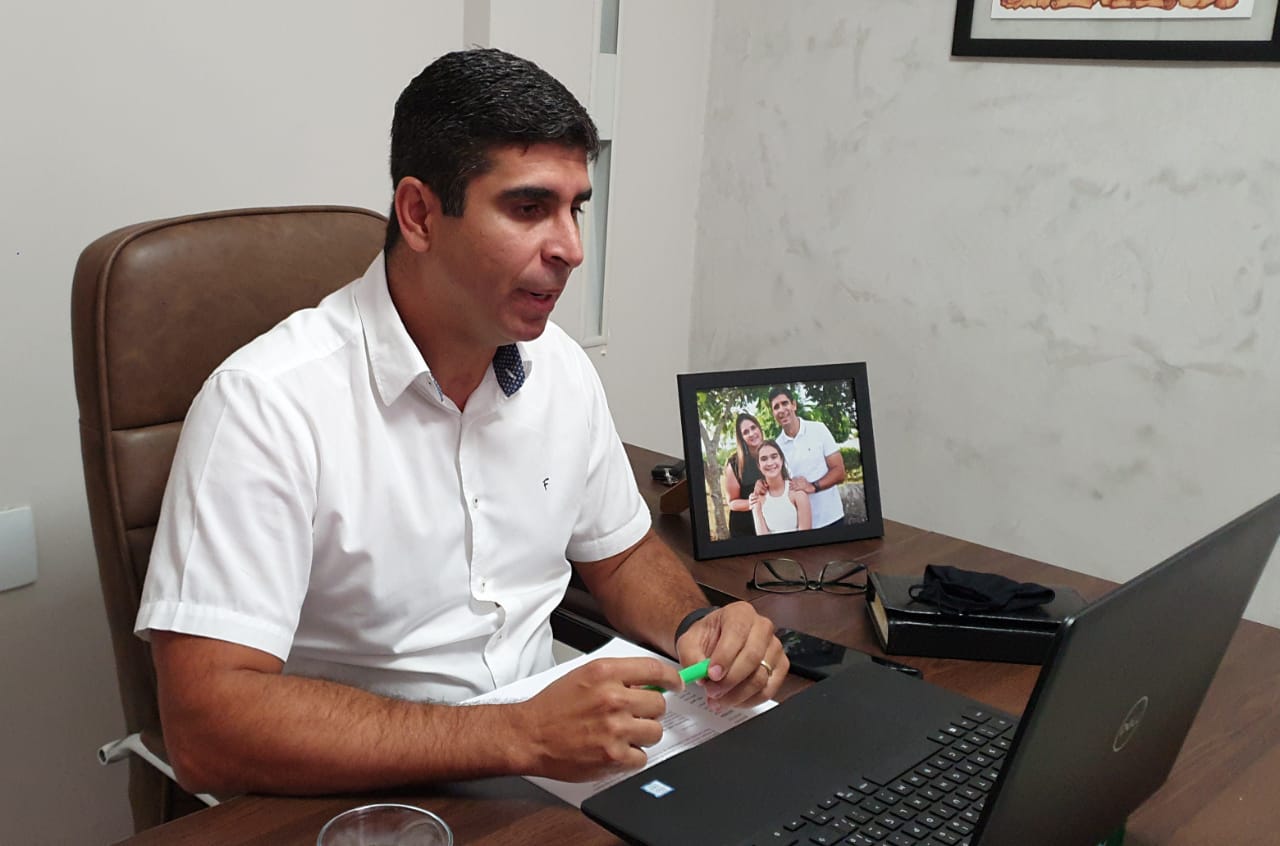 Na Alepe, Lessa propõe ações estratégicas pós-quarentena