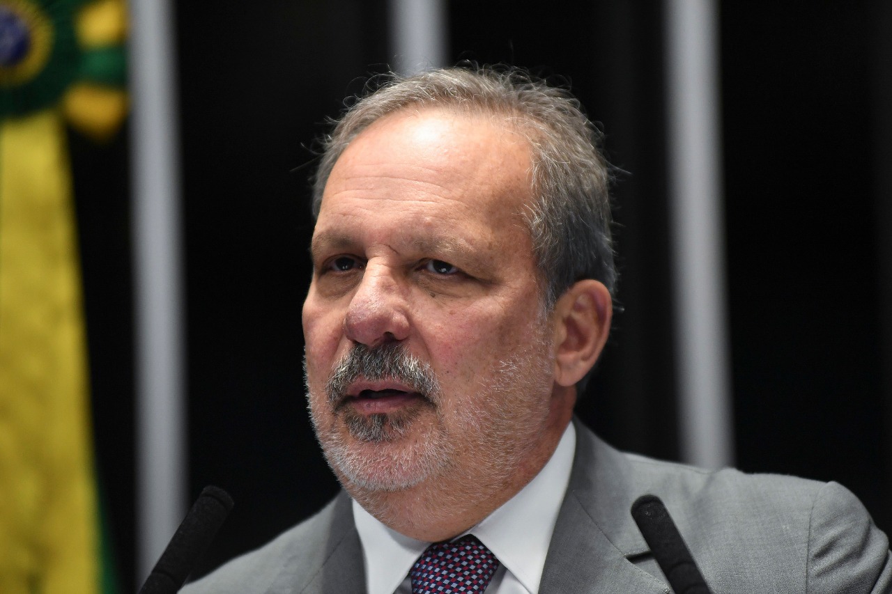 Armando: adiamento do Censo revela inversão de prioridades