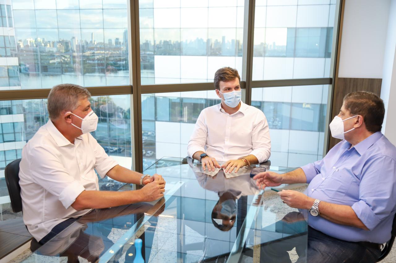 Miguel se reúne com políticos de diversas regiões do estado