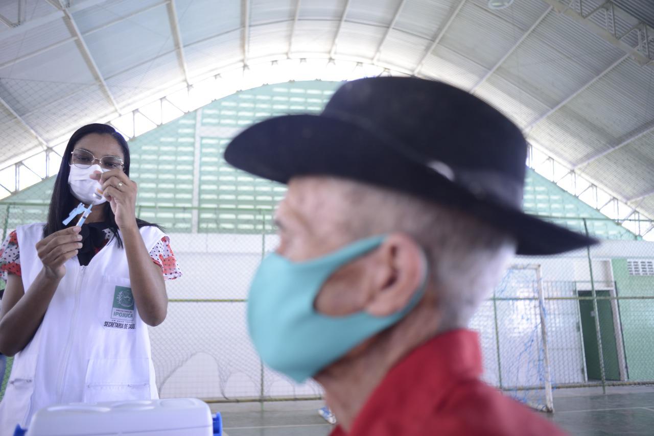 Ipojuca recomeça aplicação da segunda dose da CoronaVac