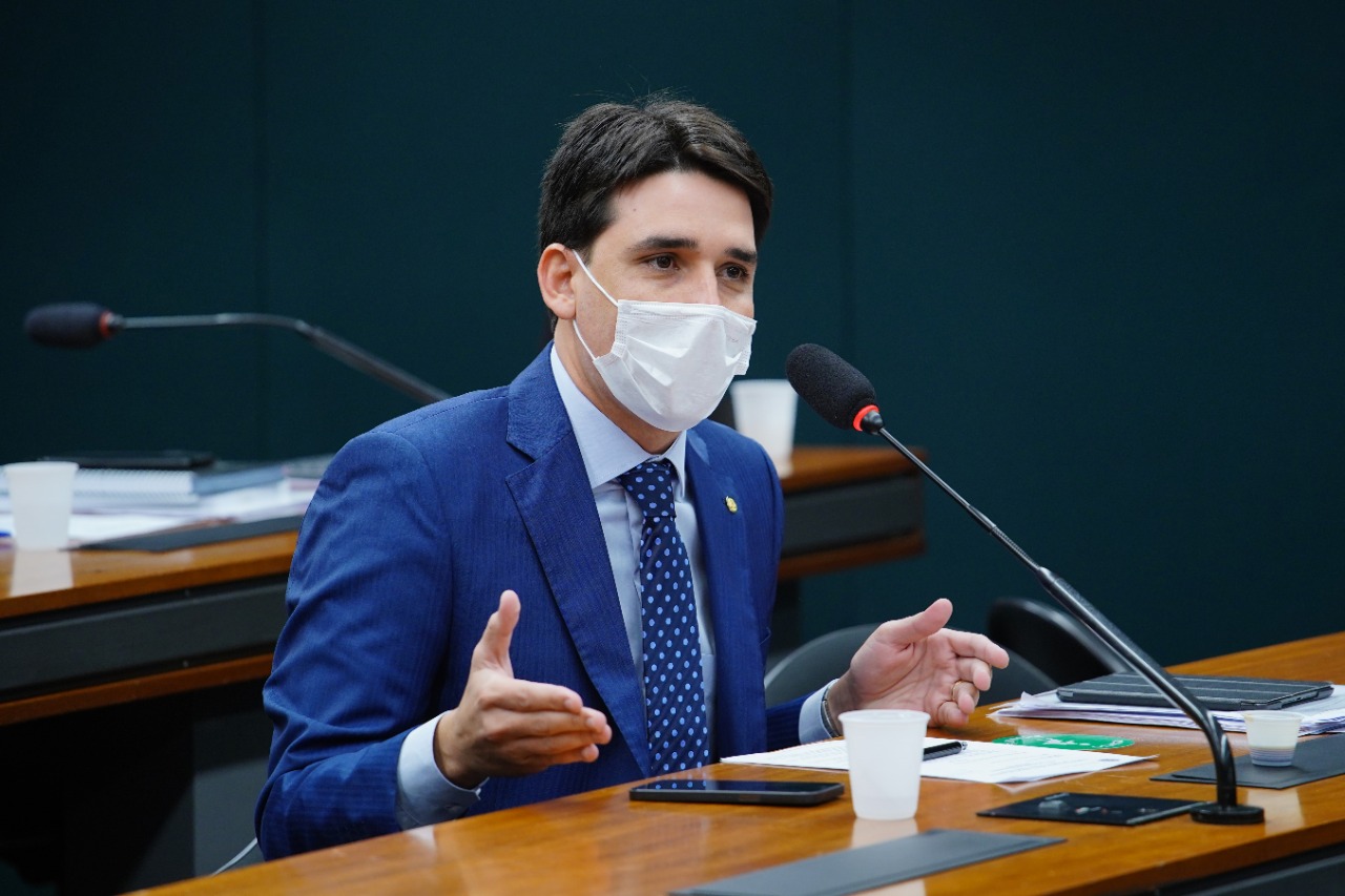 PEC de Silvio amplia parcelamento de dívida previdenciária dos municípios para 240 meses