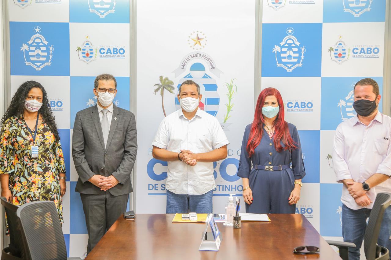 Gleide participa de anúncio para incremento na segurança do Cabo