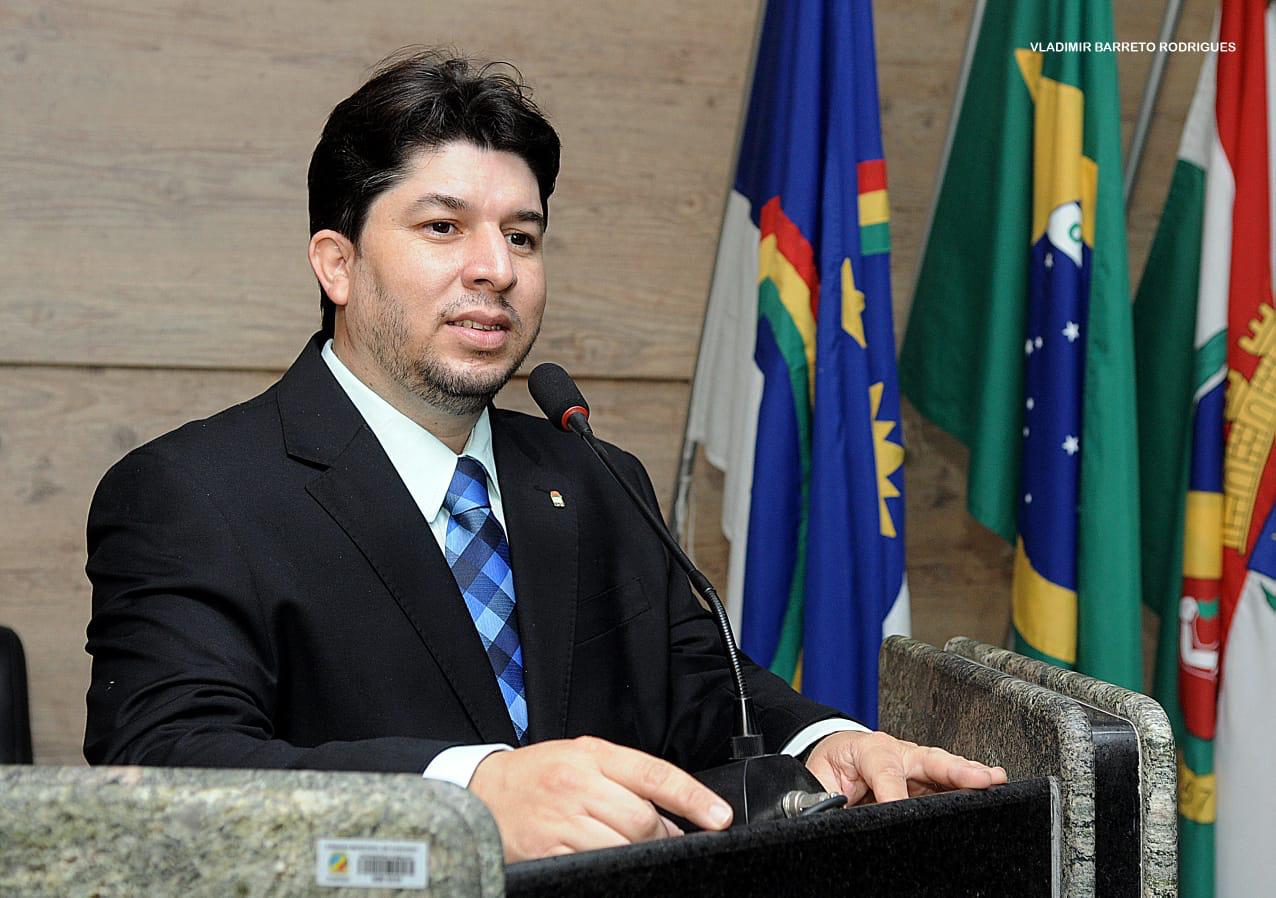 Fagner Fernandes homenageia Caruaru pelos 164 anos