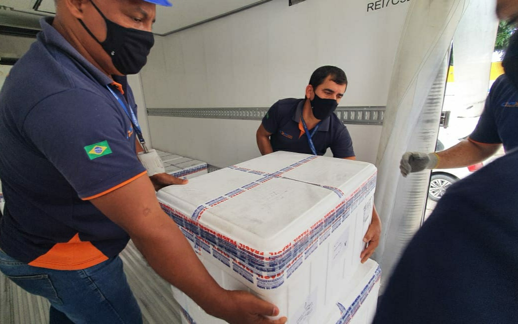 Pernambuco recebe mais um lote da vacina AstraZeneca