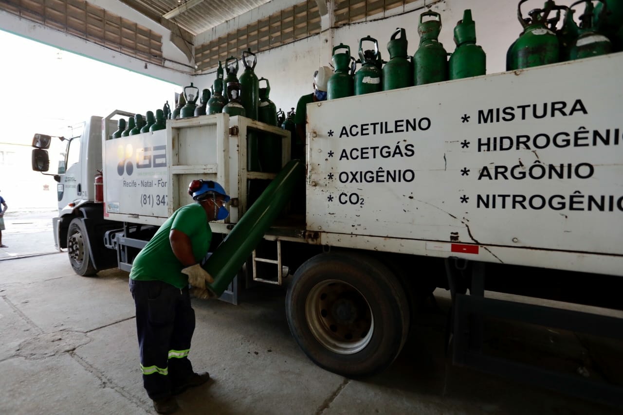 Central de oxigênio já atendeu 44 municípios pernambucanos