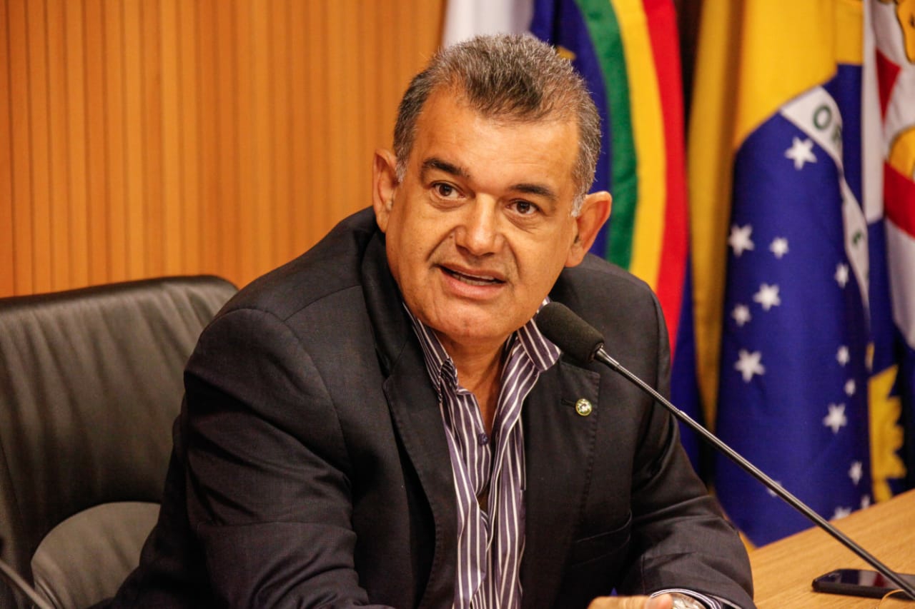 Deputado realiza live para debater educação não sexista em Pernambuco