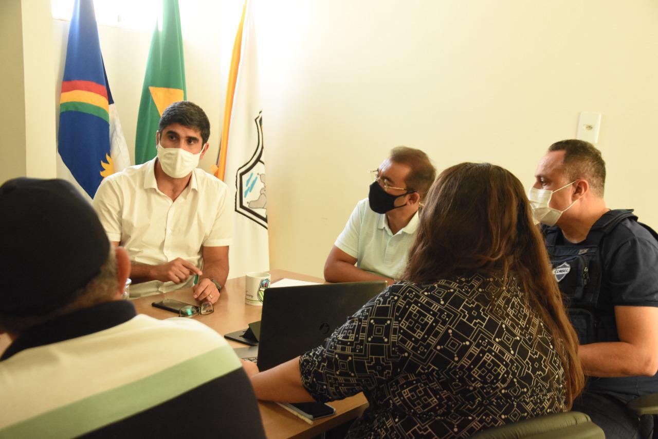 Lessa se reúne com representantes de Guardas Municipais