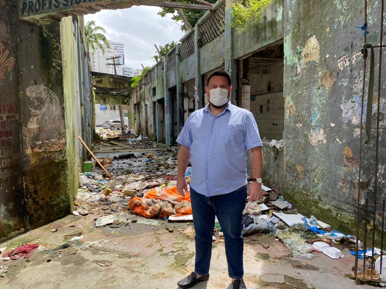 Wanderson defende demolição e indenização aos donos do Holiday