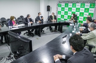 Raquel tem agenda com Anderson e presidente do TJPE