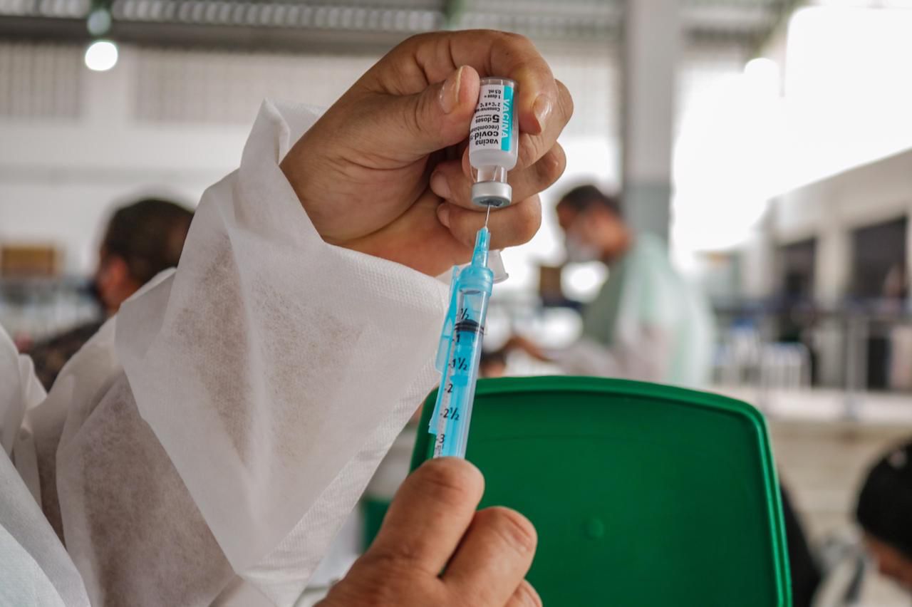 Caruaru anuncia vacinação para 24 anos; veja como consultar agendamento