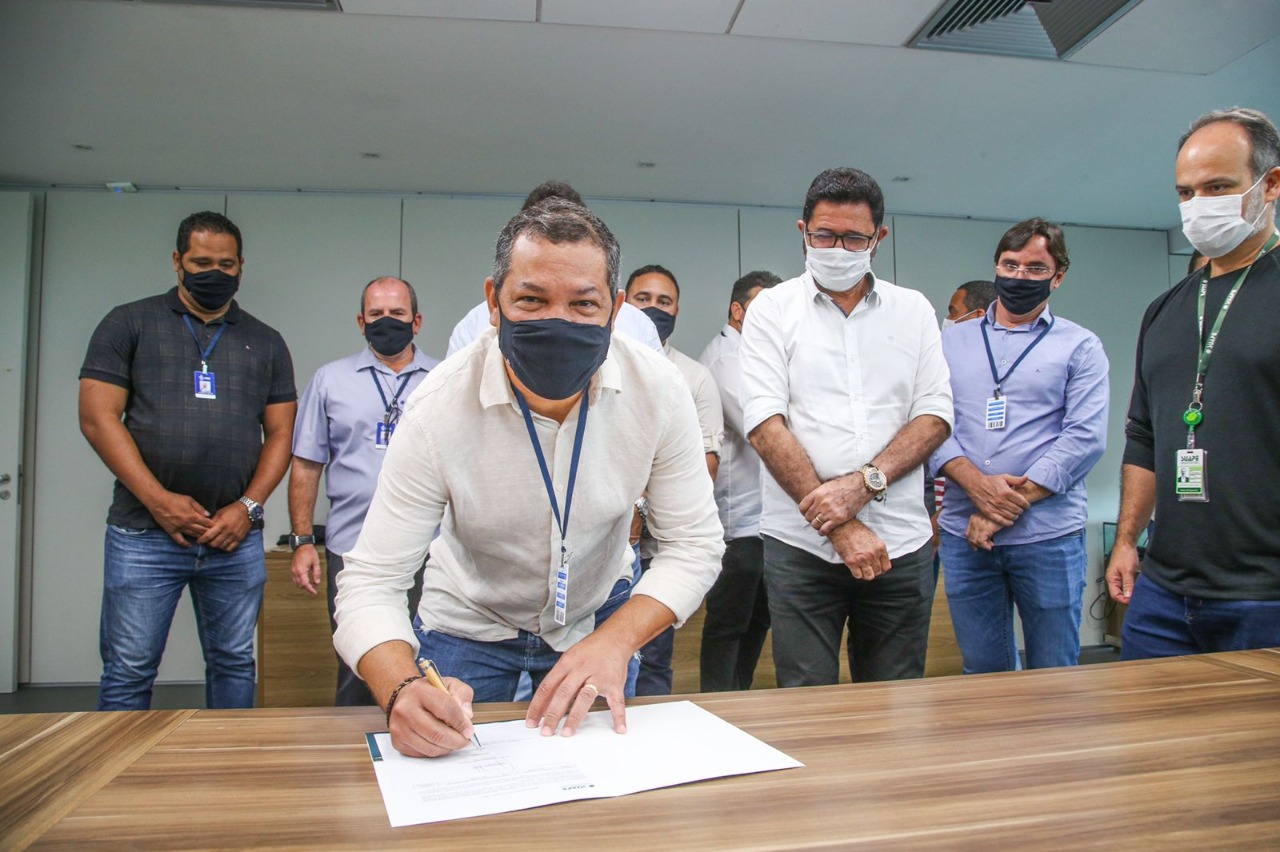 Prefeito do Cabo autoriza obra para estrada de acesso à Vila Nazaré