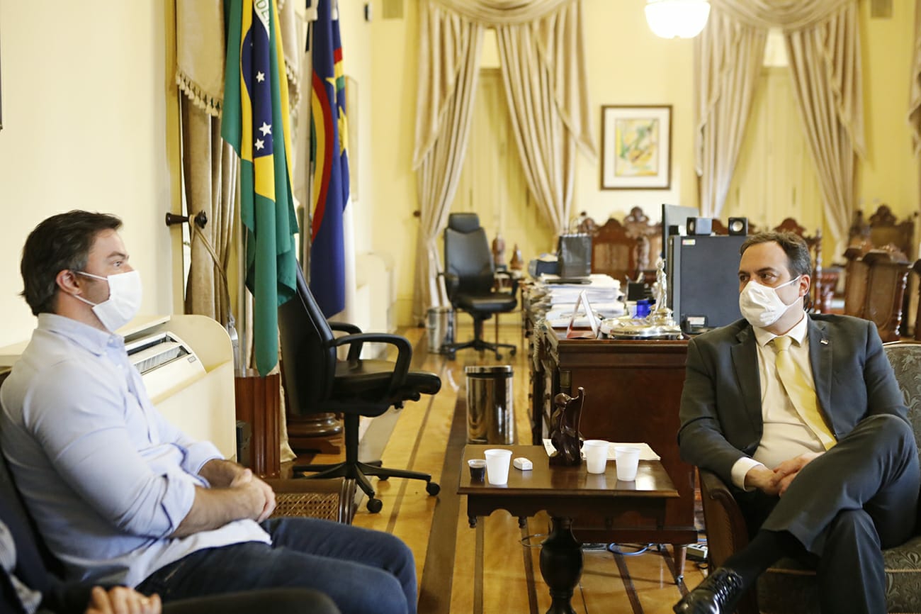 Paulo Câmara anuncia Centro de Distribuição da MadeiraMadeira